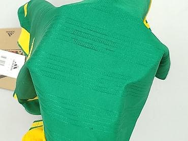 levis t shirt basic: Adidas, Футболка для чоловіків, розмір S — 7