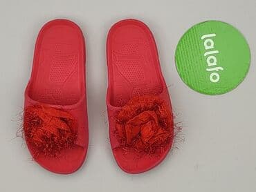 hm bluzki basic: Klapki 31, Używany — 2