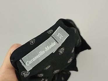 c: Women's blouse, size XS — 4