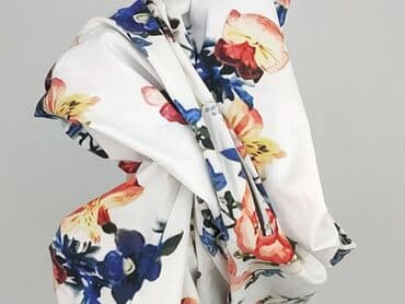 bluzki z kwiacistym wzorem: Tunika damska, rozmiar M — 5