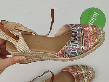 sandały koturna ccc: Sandals for women, size 40 — 7