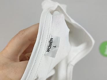 bluzki dekolt w serce: T-shirt damski, rozmiar L — 4