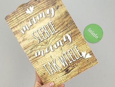 Artykuły papiernicze: Drewniana tabliczka dekoracyjna do zawieszenia z napisem: „Mamy — 4