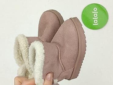 ubrania c a: Buciki niemowlęce, 23, stan - Bardzo dobry — 5