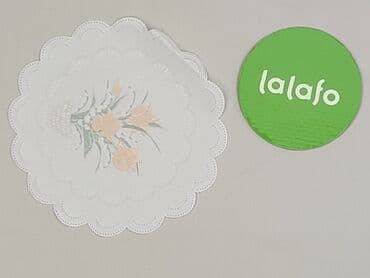 narzuta na łóżko: Serwetka 19 x 19, kolor - Biały, stan - Idealny — 3