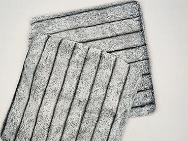 skóra: Pokrowiec, 42 x 42, kolor - Szary, stan - Idealny — 1