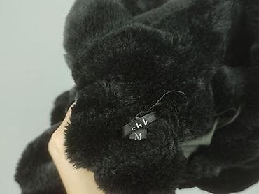 Ubrania damskie: Chylak, Futro, rozmiar M — 4