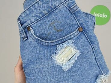 krótkie spodenki i nogi z cellulitem: Szorty damskie, XS — 4