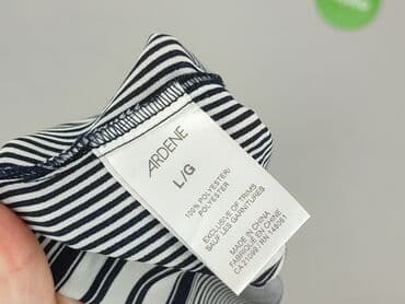 stradivarius crop top: Women`s top, L — 4