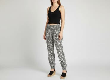 spodnie pizamowe hello kity: Spodnie materiałowe damskie, rozmiar M — 6