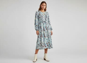 zara sukienka w kwiaty z bufiastymi rękawami: Zara, Women`s dress, size S — 1