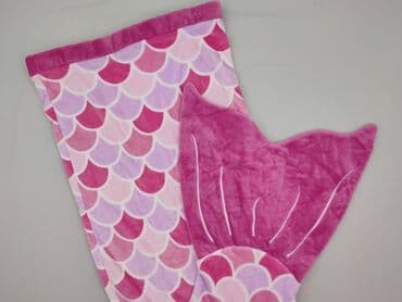 Плед 166 x 56, колір - Рожевий, стан - Ідеальний на lalafo.pl Плед 166 x 56, колір - Рожевий, стан - Ідеальний