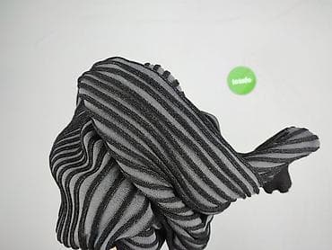 moda londyn kup: PrettyLittleThing, Sukienka damska, rozmiar S — 4