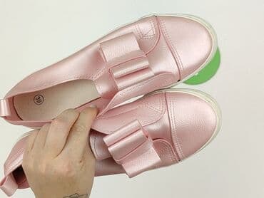 buty do i komunii poznań: Sneakersy damskie, rozmiar 39 — 5