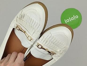 kozaki pull and bear: Flat shoes for women, size 39 — 5