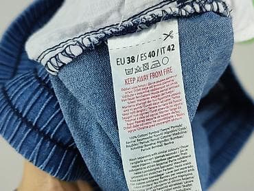 pull and bear pull and bear pull and bear: Шорти жіночі, розмір S — 6