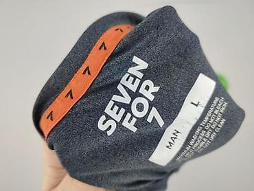 bluza only: T-shirt sportowy dla mężczyzn, rozmiar L — 4