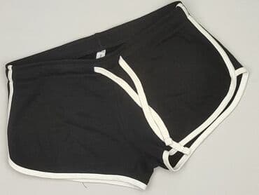 krótkie spodenki i nogi z cellulitem: FB Sister, Szorty damskie, rozmiar XS — 1