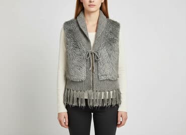 buty emu z futrem: Women`s waistcoat, size M — 1