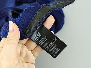 pull and bear kurtki zimowe: H&M, Ponczo damskie, rozmiar One size — 5