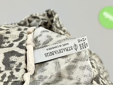 bermudy cropp: Stradivarius, Szorty damskie, rozmiar 2XS — 4