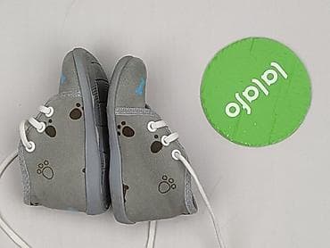 all blacks koszulka: Buty sportowe 22, Używany — 3