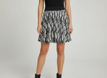 spódnice na gumce dla babci: Spódnica damska, rozmiar S — 5