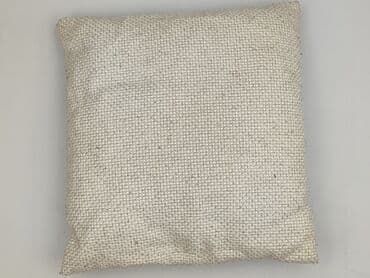 PL - Pillow 40 x 40, color - White, condition - Good
