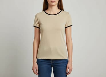 obcisłe koszulki: T-shirt damski, rozmiar S — 1