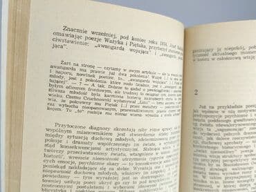 Książki: Książka, gatunek - Literatura faktu, stan - Bardzo dobry — 3