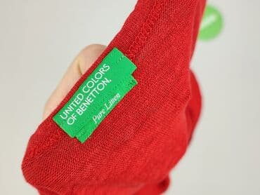 t shirty z czerwonem napisem: United Colors of Benetton, T-shirt damski, rozmiar S — 4