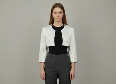 sukienki na wesele z bolerkiem: Narzutka damska, rozmiar S — 1