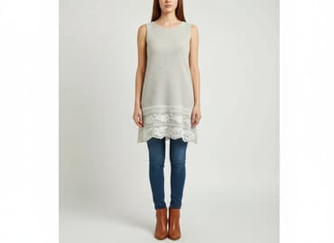 bluzki damskie z aplikacjami: Tunika damska, rozmiar S — 1