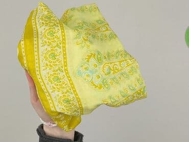 h: Scarf, Female, condition - Very good — 4