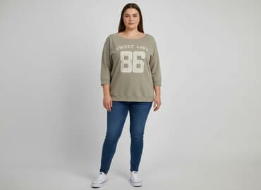 bluzy over size: Women`s sweatshirt, size XL — 1