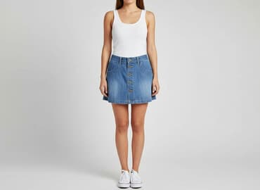 jeansowe spódnice rozkloszowane: Women`s skirt, size S — 1