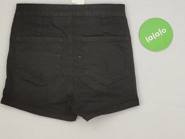 krótkie spodenki i nogi z cellulitem: Sinsay, Szorty damskie, S — 3