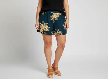 zwiewne spodenki damskie: Szorty damskie, rozmiar XL — 5