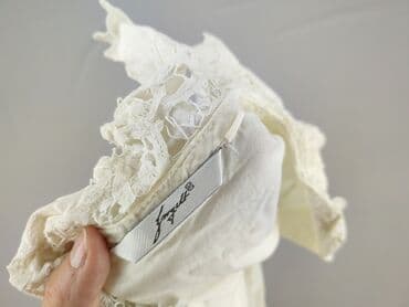 reserved bialy sweter: Bluzka damska, S — 4