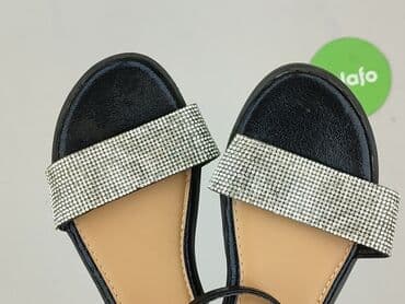 sandały płaskie z kamieniami: Sandals for women, size 37 — 6