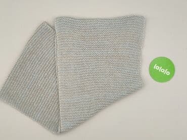 Scarfs: Scarf, Female, condition - Very good — 2