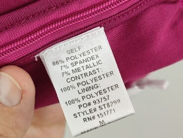 aplikacje z ubraniami: Top damski, rozmiar M — 6