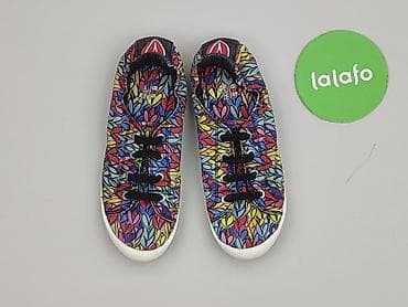 rajstopy tesco: Trampki Skechers, 35, Używany — 2