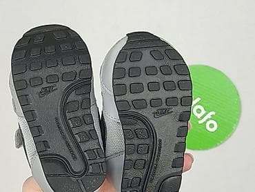 wymiary spodni: Buciki niemowlęce, Nike, 19, stan - Bardzo dobry — 4