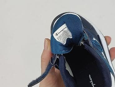 dresy marvel: Buty sportowe Champion, 28, Używany — 5