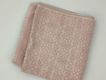 Towel 126 x 68, color - Pink, condition - Very good at lalafo.pl Towel 126 x 68, color - Pink, condition - Very good
