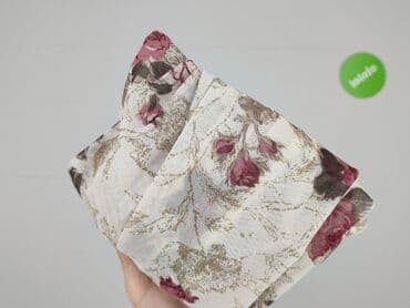 bluzki z kwiacistym wzorem: Bluzka damska, rozmiar S — 4