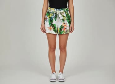 krótkie spodenki z eko skóry: Szorty damskie, rozmiar M — 6