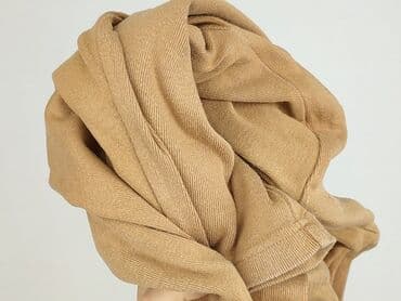 basicowe ubrania: T-shirt damski, rozmiar M — 6