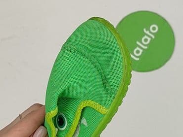 kapcie w ccc: Trampki 26, Używany — 5